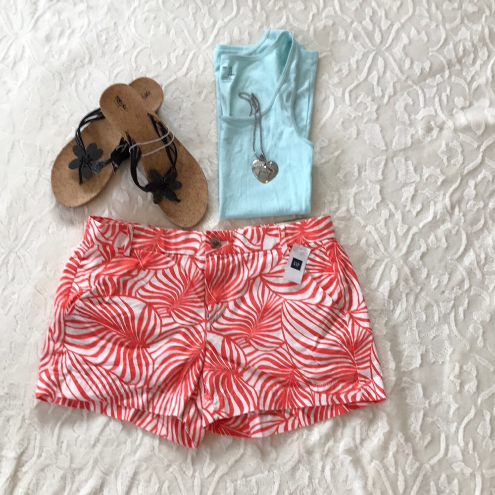 New Gap Shorts size 2 !!!!